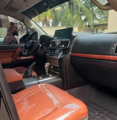 Land Cruiser interior with android console and orange leather